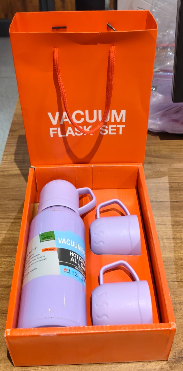 Purple Vacuum Flask Set – Stainless Steel Thermos with 3 Cups, Approx 500ml Purple Vacuum Flask Set – Stainless Steel Thermos with 3 Cups, Approx 500ml
